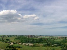 "Tra cielo e terra: Monferrato delle meraviglie" un articolo su Ricami diVINI e il Monferrato
