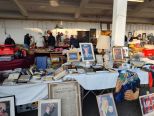IL MERCATINO DELL’ANTIQUARIATO DI GIUGNO: LIBRI E BENEFICENZA
