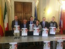 Torna la scherma: dal 20 al 22 Aprile Coppa Italia al Palafiere attesi oltre 1500 giovani atleti Torna la scherma: dal 20 al 22 Aprile Coppa Italia al Palafiere attesi oltre 1500 giovani atleti