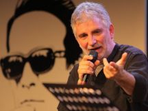 “Lontano, lontano. Lettere, racconti e interviste” di/a Luigi Tenco